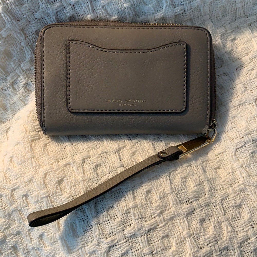 Marc Jacobs Gray Leather Wristlet